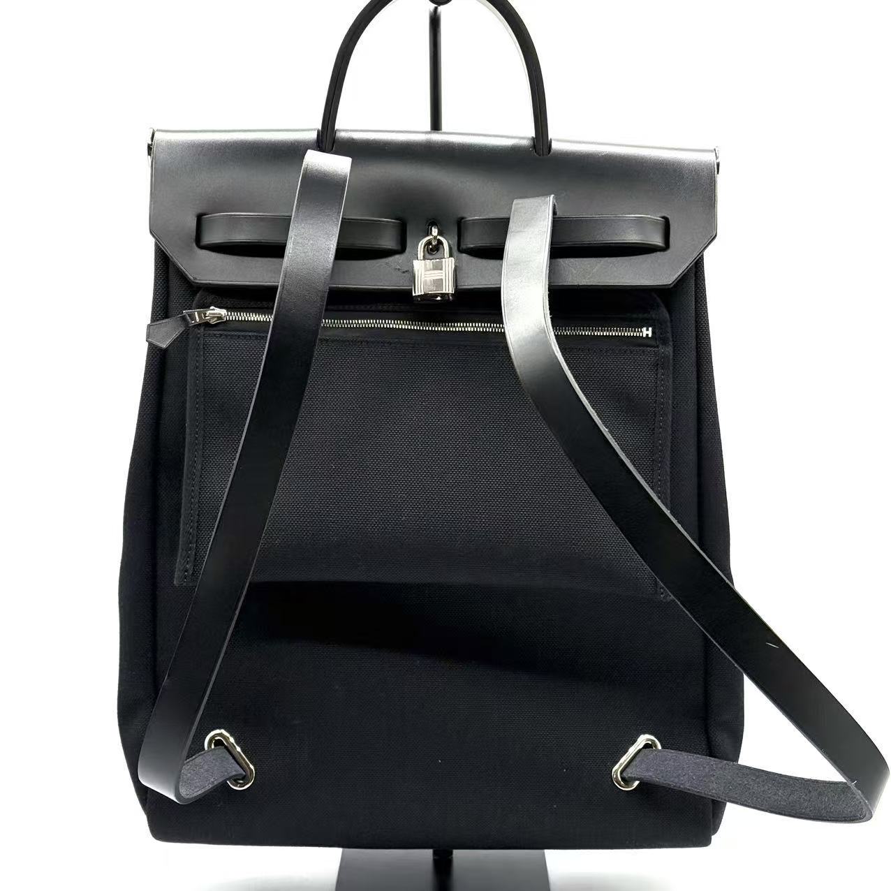 HERMES Military Toile Vache Hunter Herbag a Dos Zip Retourne Backpack Black