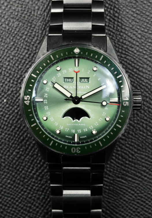 watch imageproduct/11-1.png_251205T050540-6ef0