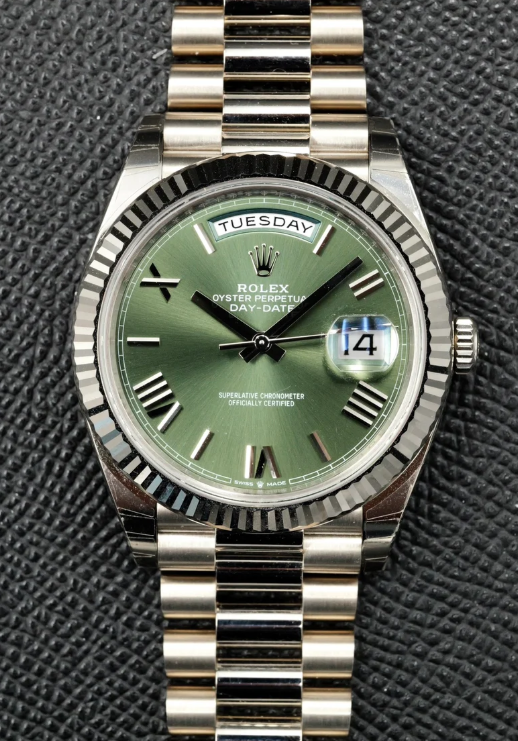 watch imageproduct/12-1.png_251209T064416-7495