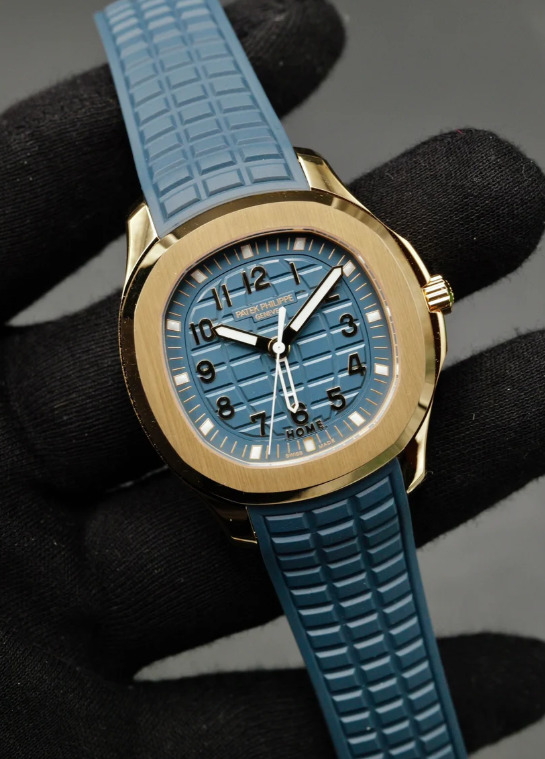 Patek Philippe Aquanaut Travel Time