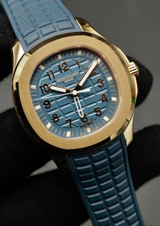 Patek Philippe Aquanaut Travel Time