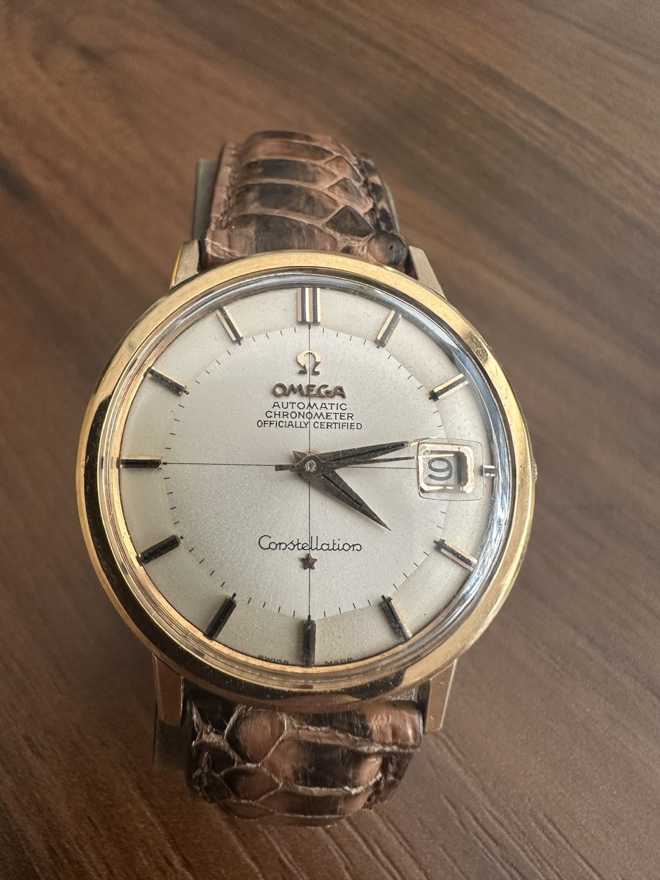 Omega Constellation 18k Rose Gold Pie Pan Auto Date 18k rose gold omega constellation in a very good condition. ref.168.004