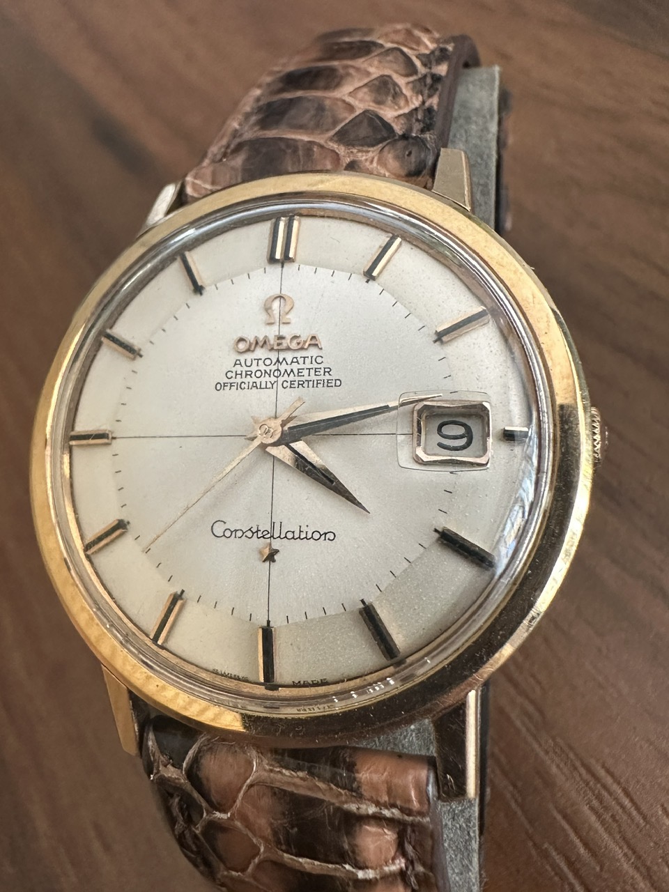 Omega Constellation 18k Rose Gold Pie Pan Auto Date 18k rose gold omega constellation in a very good condition. ref.168.004