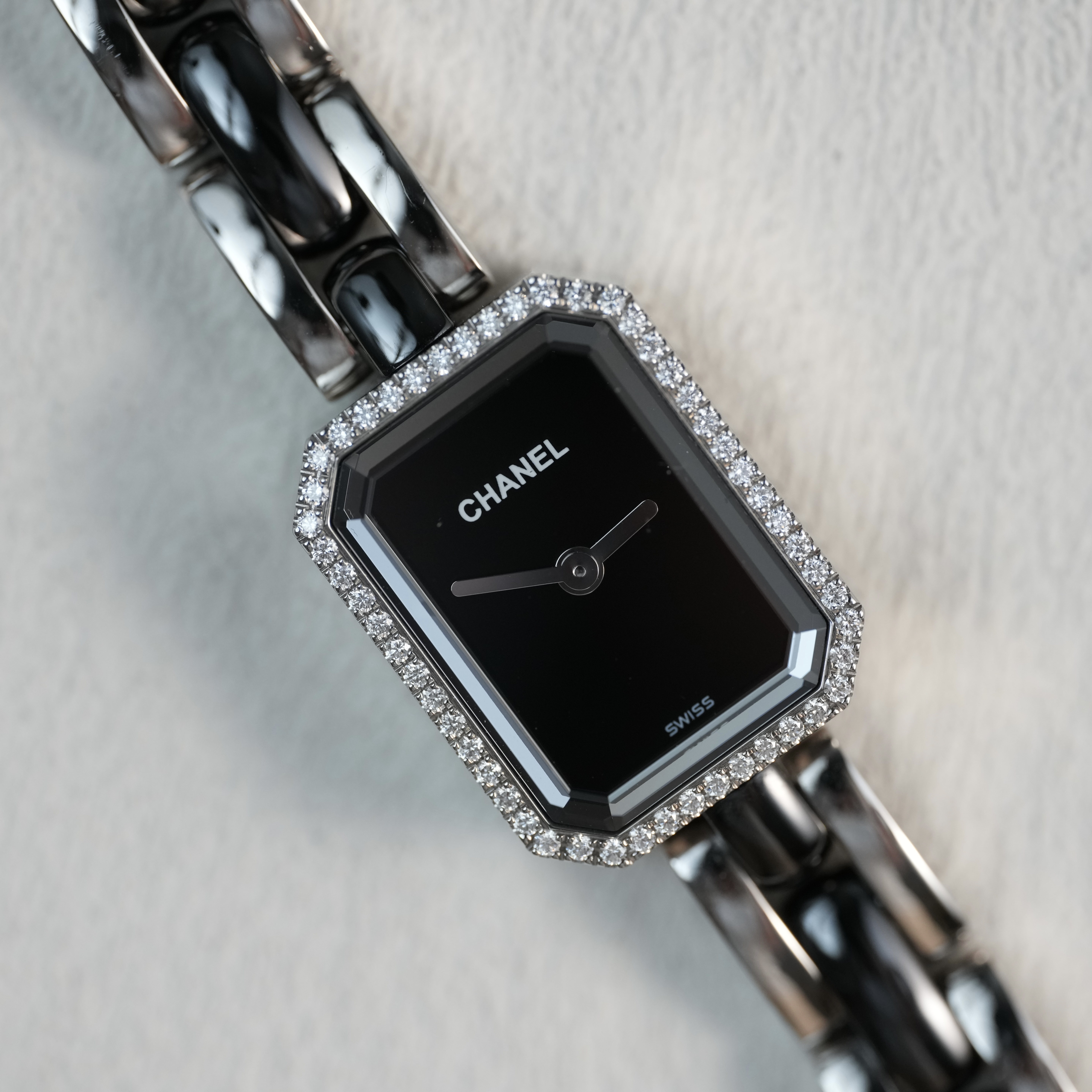 Chanel Première