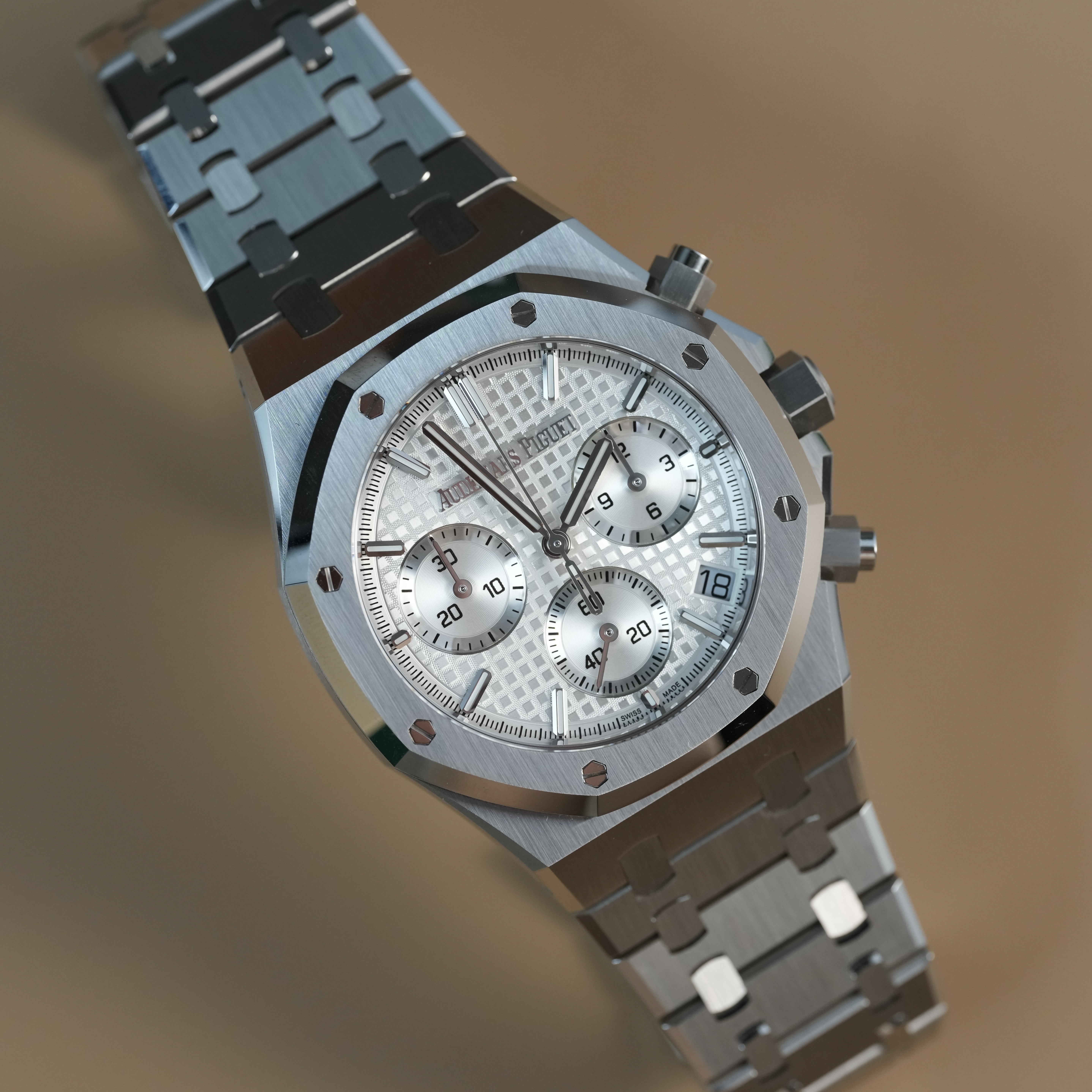 watch imageproduct/DSC07780.jpeg_251002T041817-a6fa