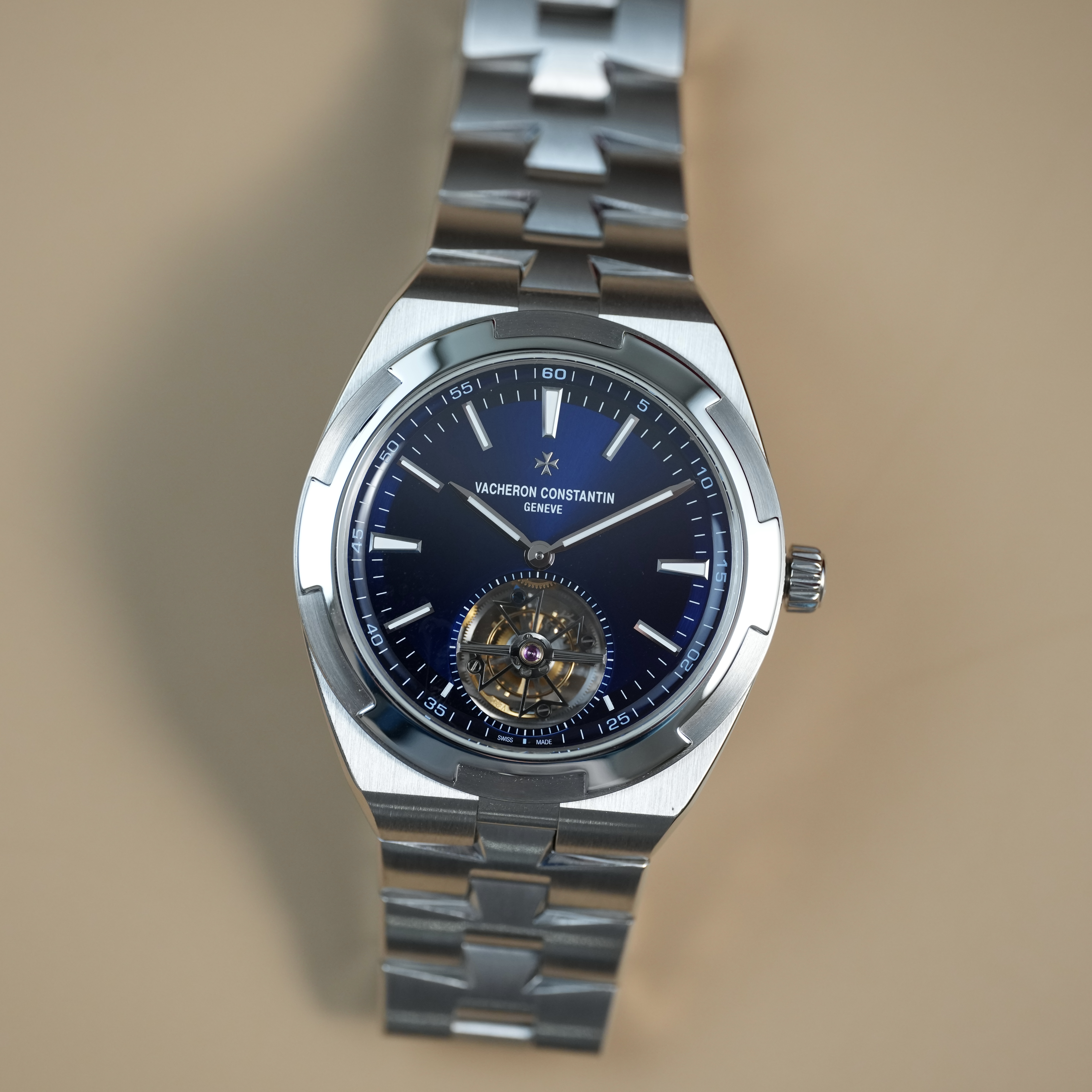 watch imageproduct/DSC08550.jpeg_251115T024842-5f9e