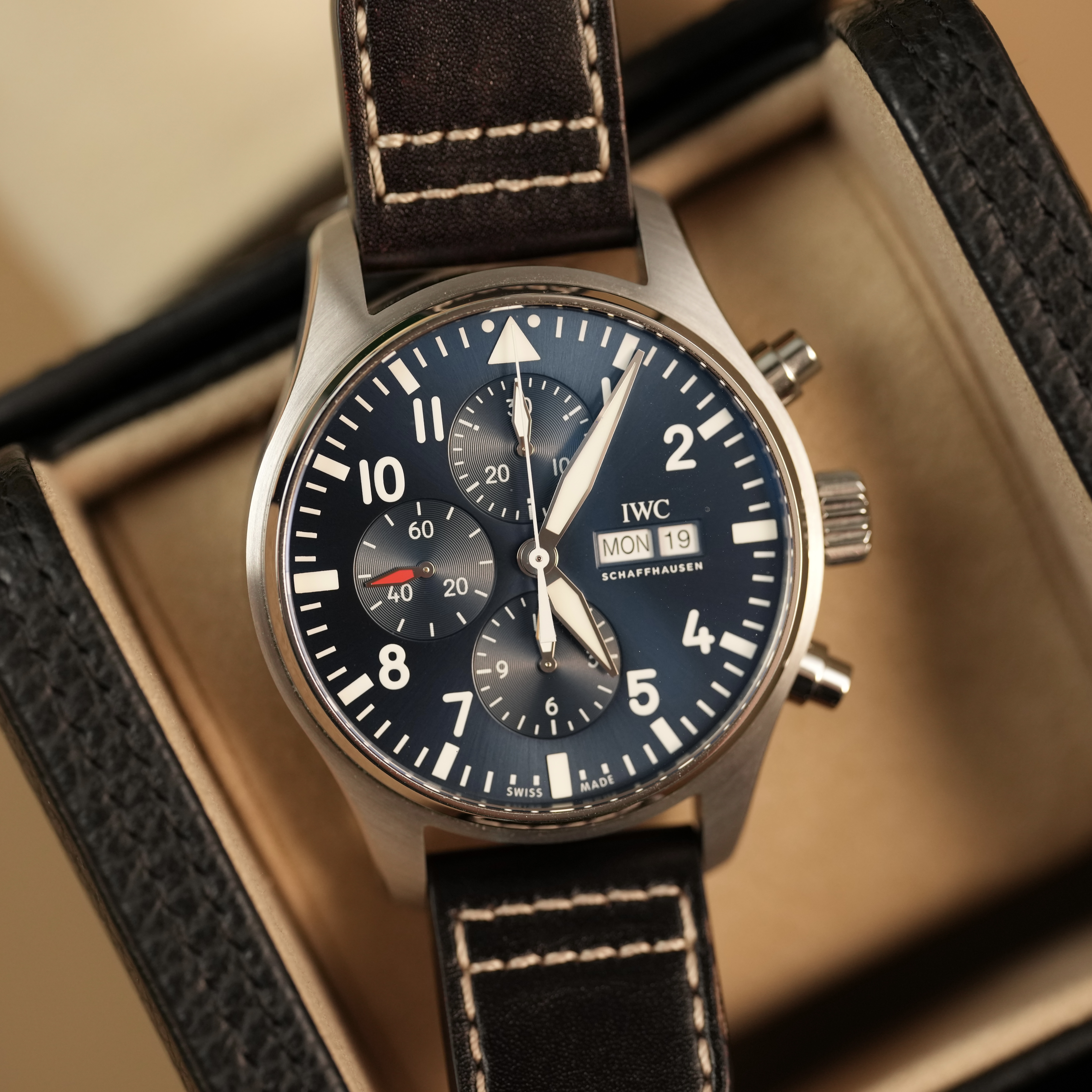 watch imageproduct/DSC08692.jpeg_251128T000522-c72d