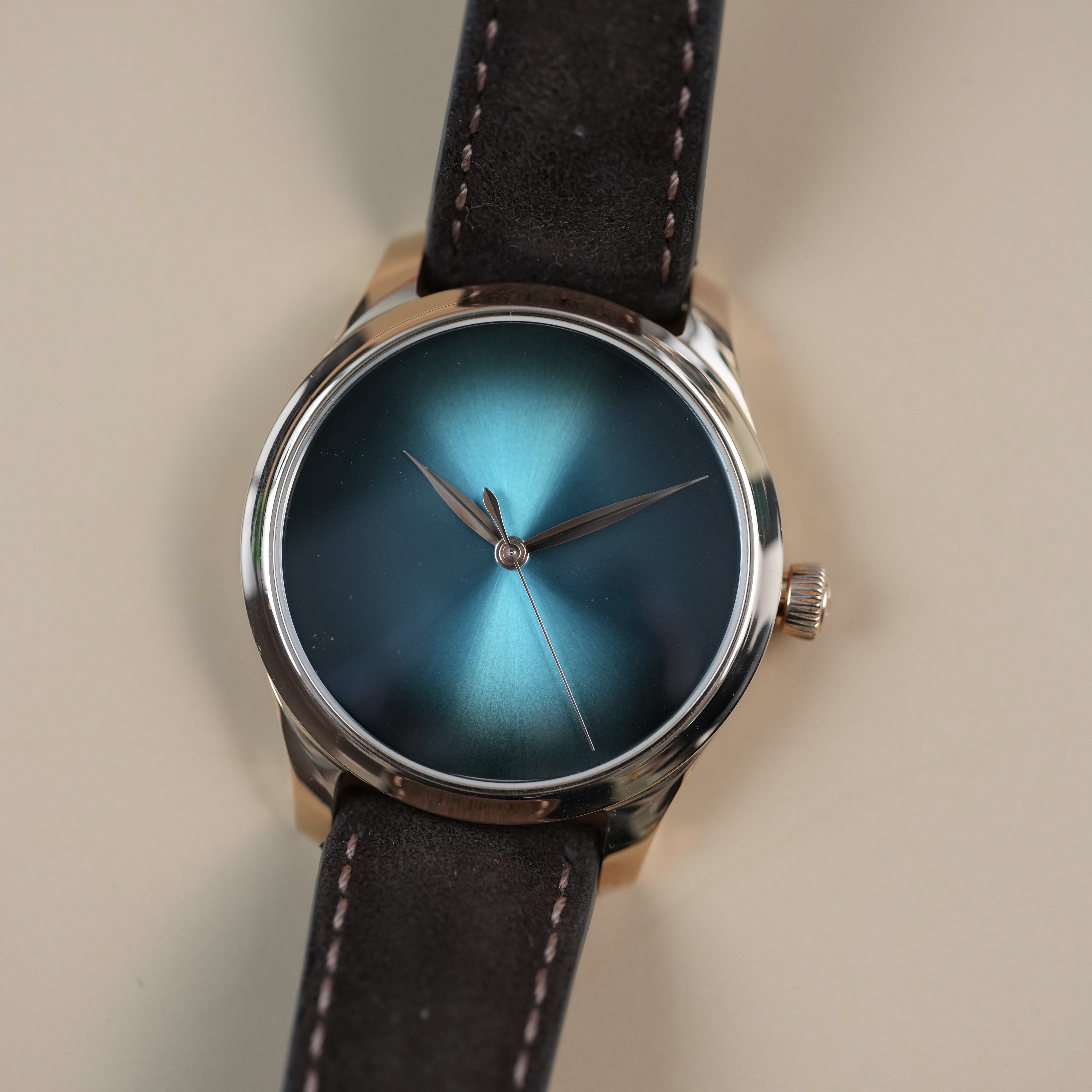 watch imageproduct/DSC09110.jpeg_251225T022559-1c14