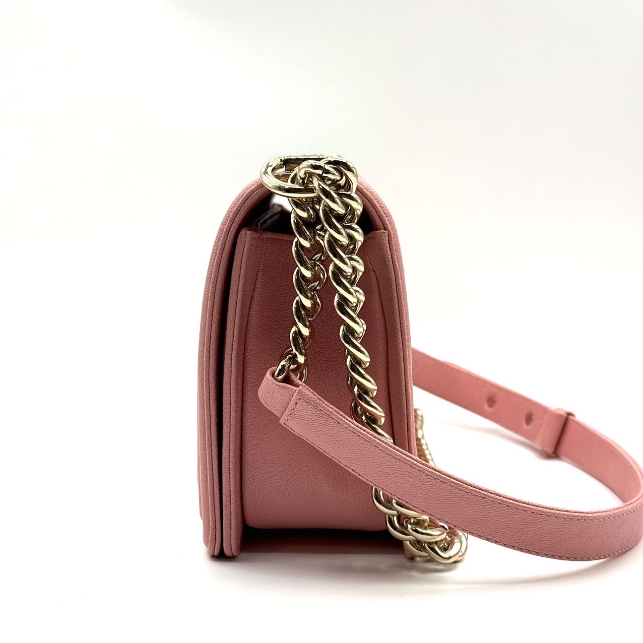 Chanel Medium Boy Bag Calfskin PINK LGHW