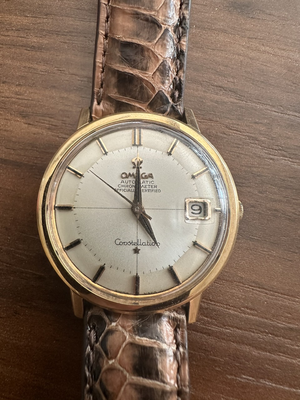 Omega Constellation 18k Rose Gold Pie Pan Auto Date 18k rose gold omega constellation in a very good condition. ref.168.004