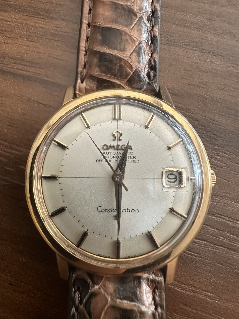 Omega Constellation 18k Rose Gold Pie Pan Auto Date 18k rose gold omega constellation in a very good condition. ref.168.004