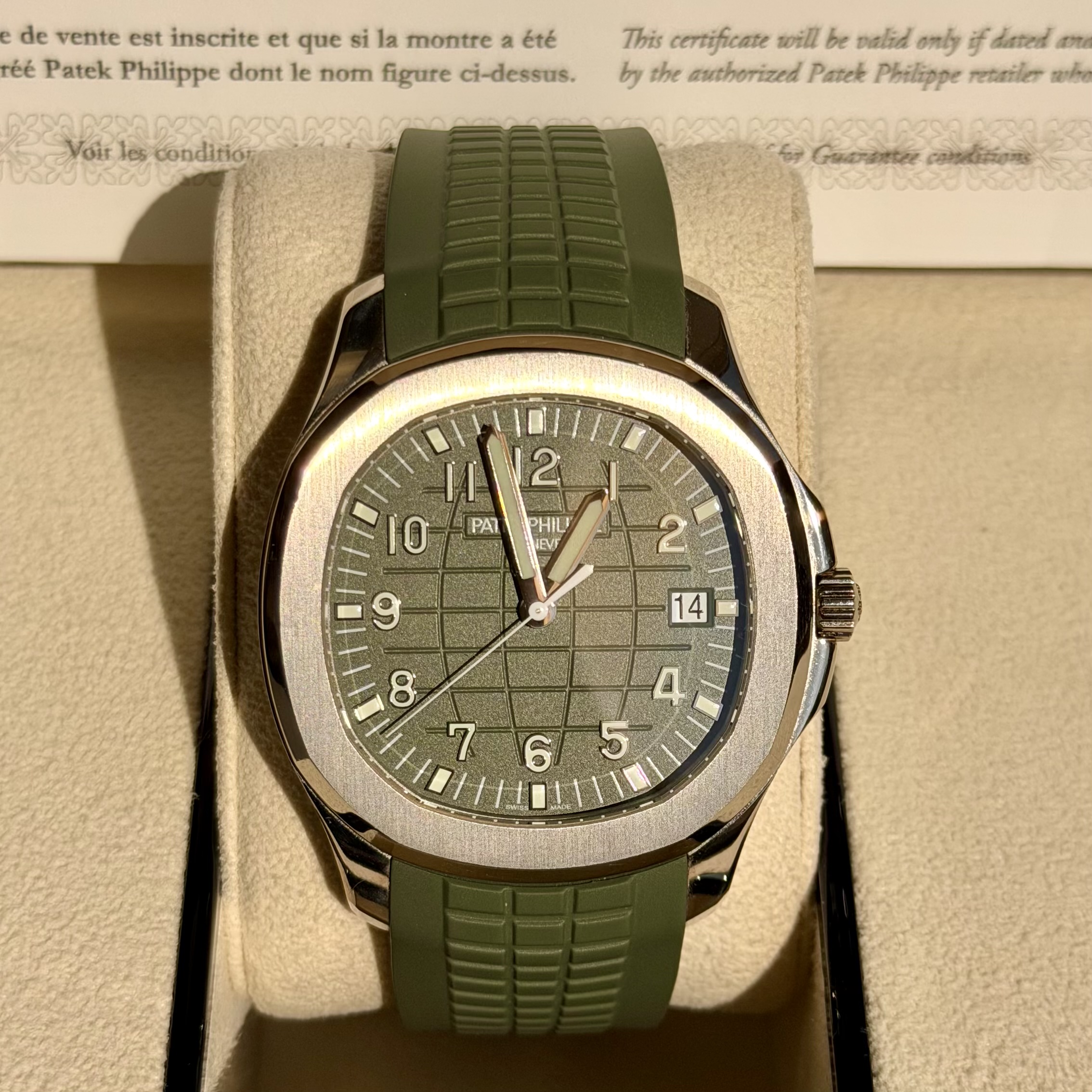 watch imageproduct/e84982b1b538a17eee8360cbe64401d9.jpeg_251218T034636-0d44