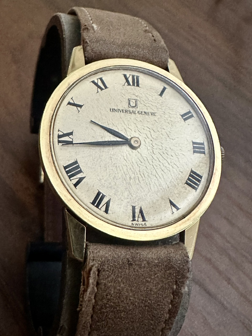 Universal Genève EXTRA SLIM DRESS MEN Vintage manual winding Ref.542101