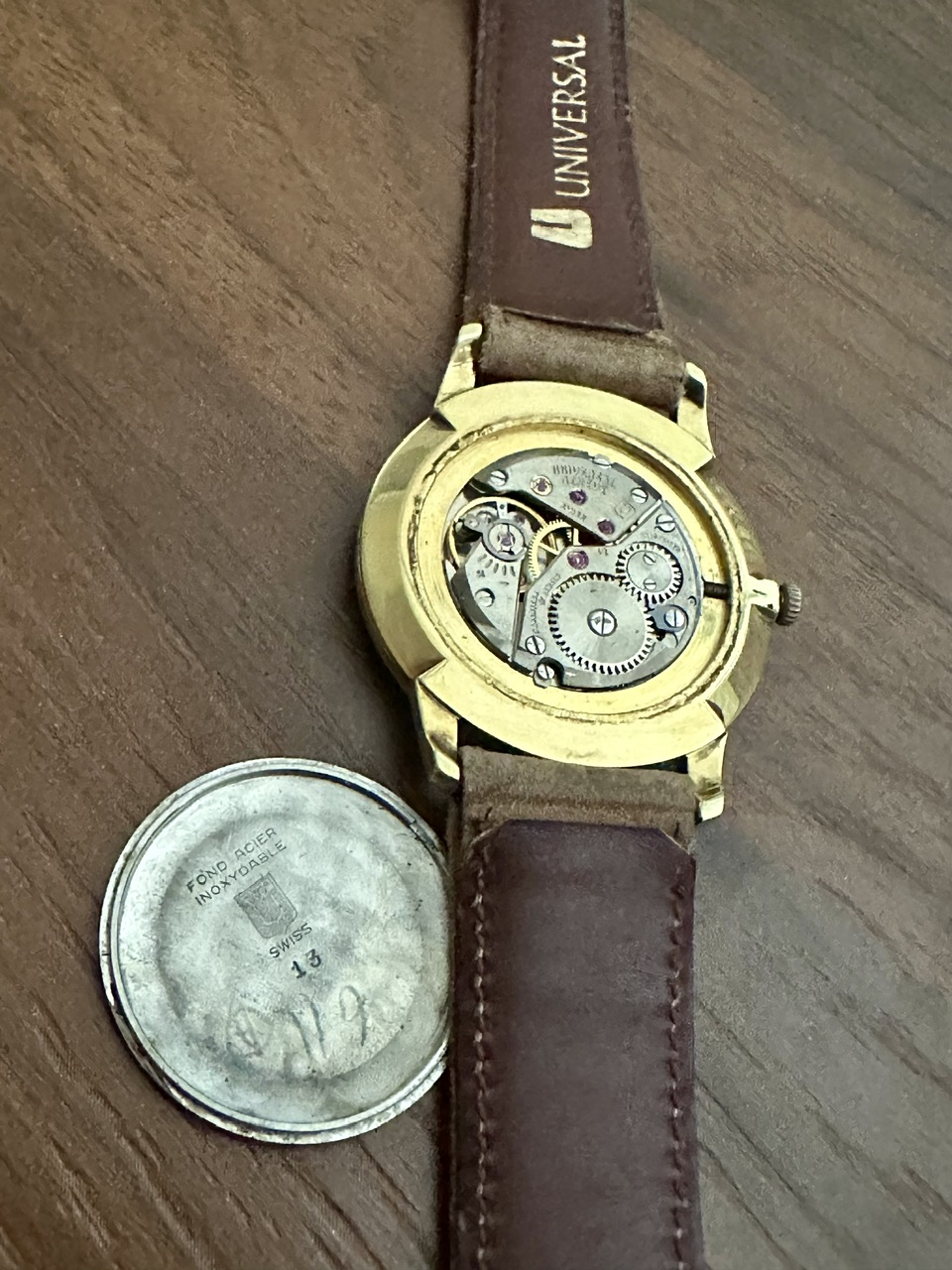 Universal Genève EXTRA SLIM DRESS MEN Vintage manual winding Ref.542101