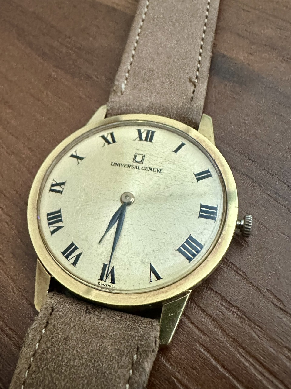 Universal Genève EXTRA SLIM DRESS MEN Vintage manual winding Ref.542101