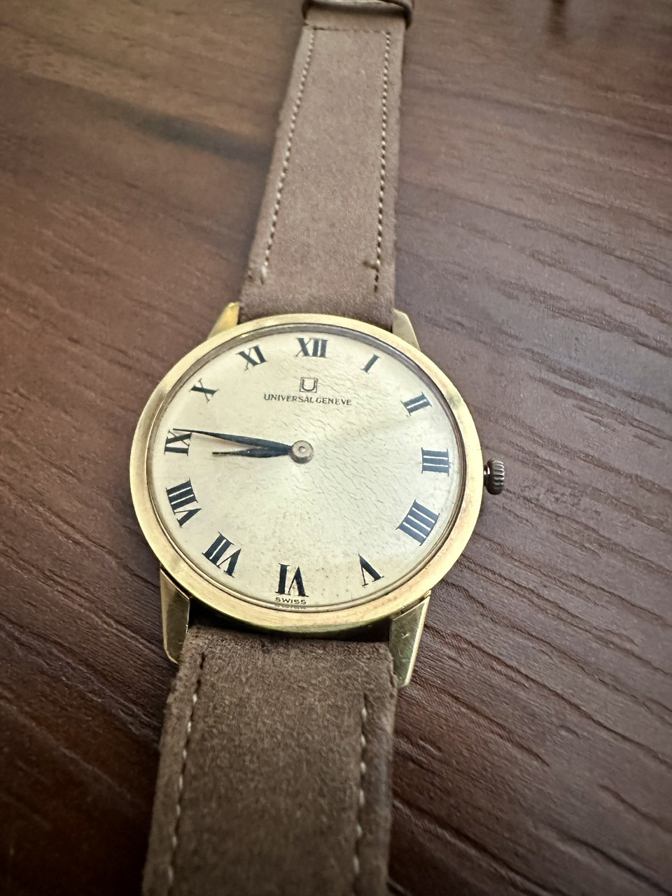Universal Genève EXTRA SLIM DRESS MEN Vintage manual winding Ref.542101